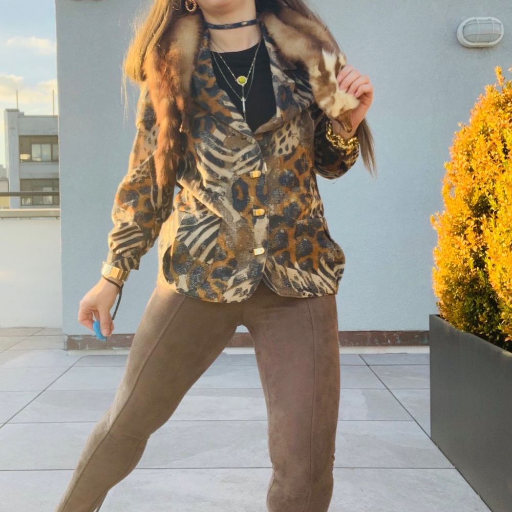 Vintage Jordana Jungle Animal Print Gold Buttons Fax Fur Blazer - Picture 12 of 16